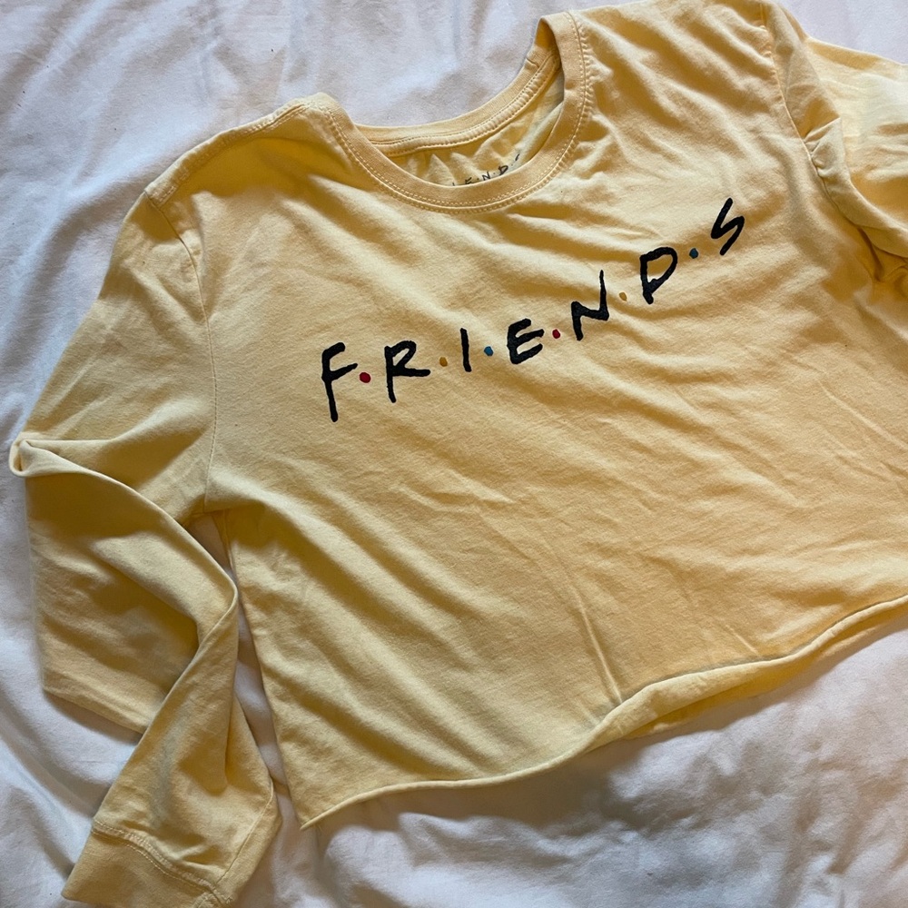 F•R•I•E•N•D•S cropped tee XS